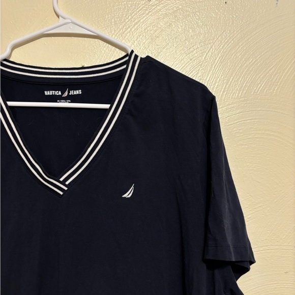 Nautica Men's Navy Blue V-Neck Shirt - Picture 6 of 8